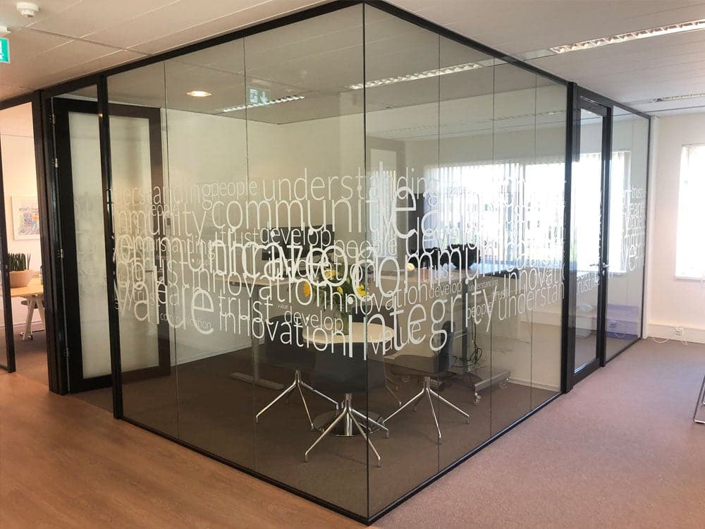 witprint op glasfolie