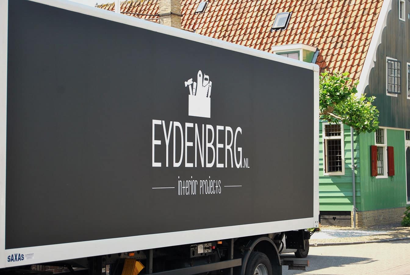 Belettering op aanhanger