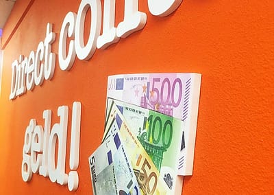 Uitgesneden 3D tekst op wand