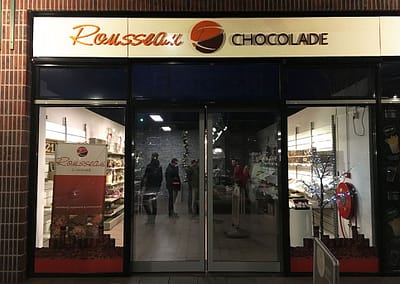 Reclame letters die uitsteken 3D