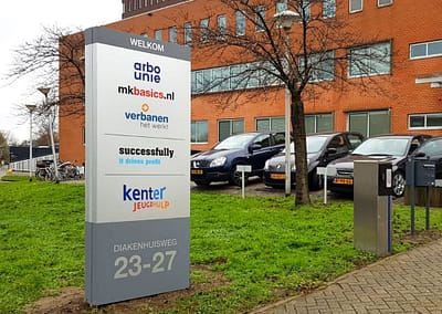 Bewegwijzering bedrijfspand