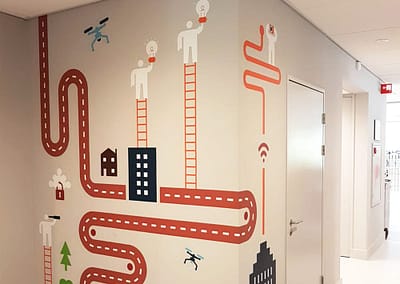 Gesneden folie op wand