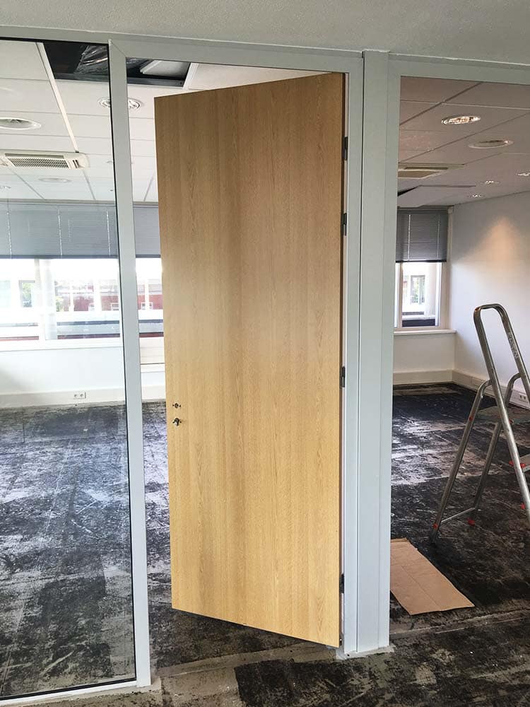 kantoor deur restylen