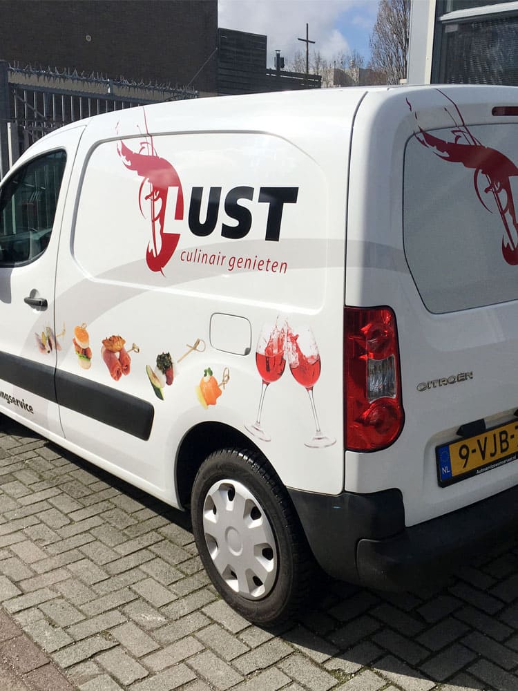 Belettering bedrijfswagen