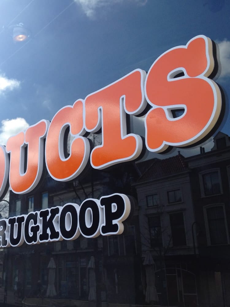 Winkelinrichting en gevelreclame